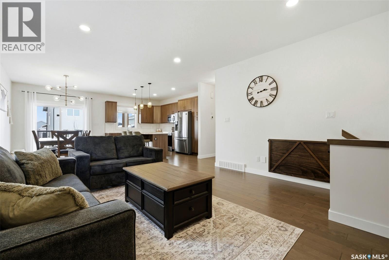 31 Hudson Drive, Pilot Butte, Saskatchewan  S0G 3Z0 - Photo 7 - SK030301