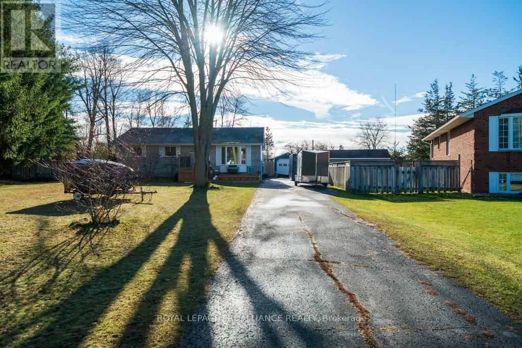 26 Dollar Crescent, Greater Napanee (Greater Napanee), Ontario  K7R 3K7 - Photo 40 - X12877152