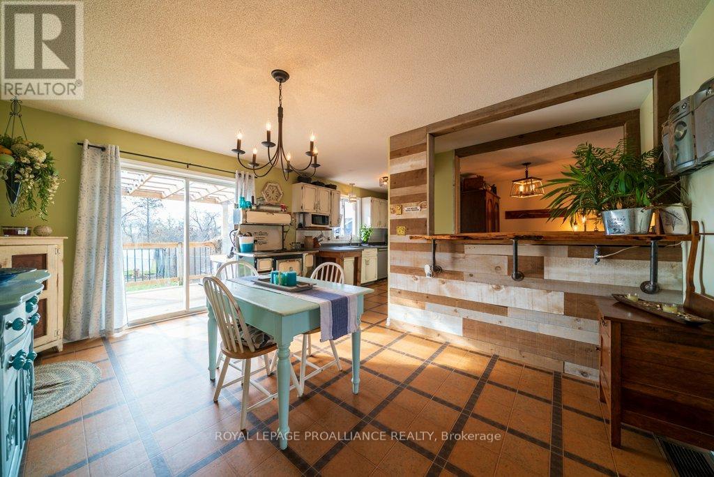 26 Dollar Crescent, Greater Napanee (Greater Napanee), Ontario  K7R 3K7 - Photo 8 - X12877152