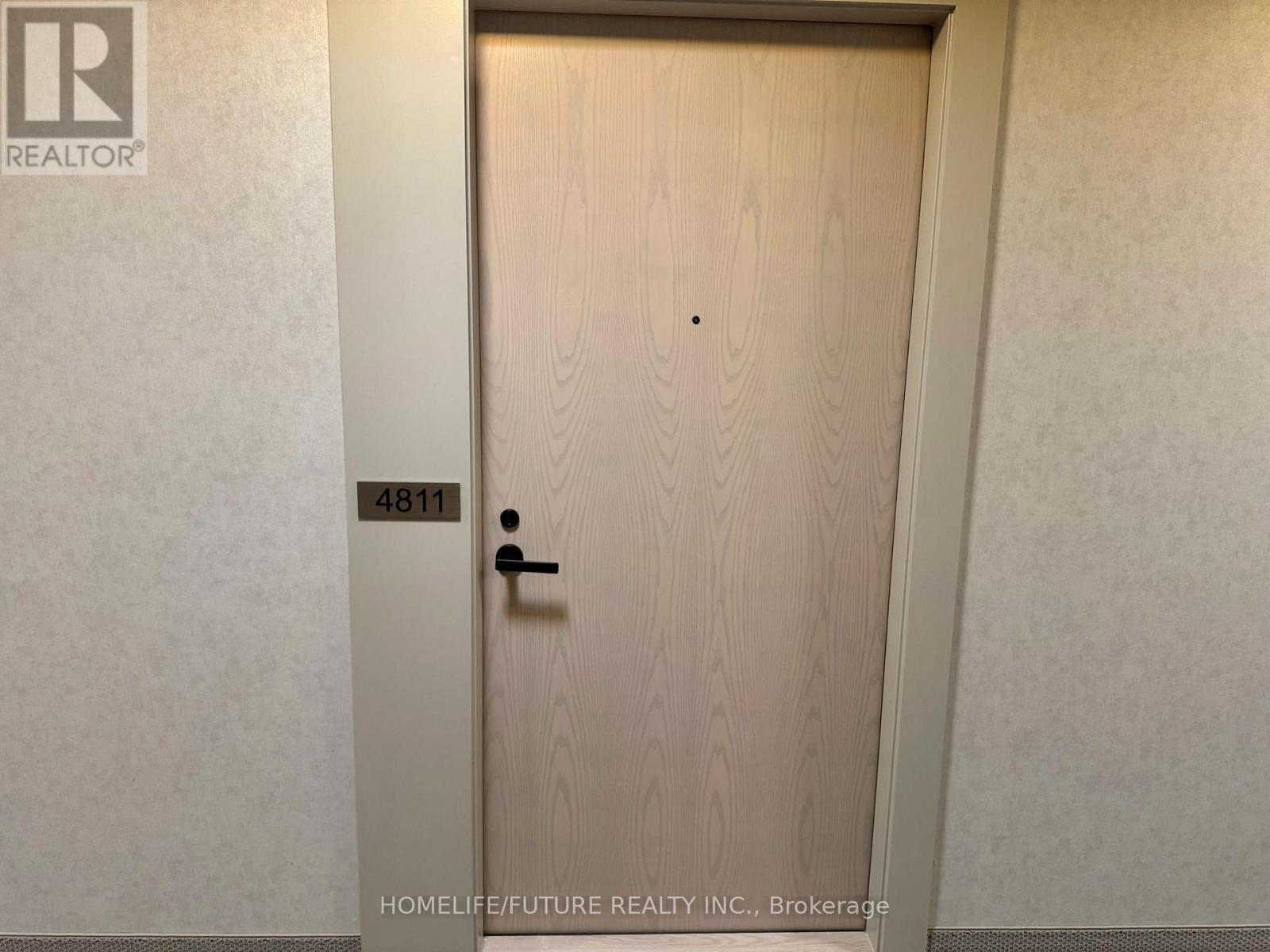 4811 - 8 Interchange Way, Vaughan, Ontario  L4K 0R2 - Photo 1 - N12876864