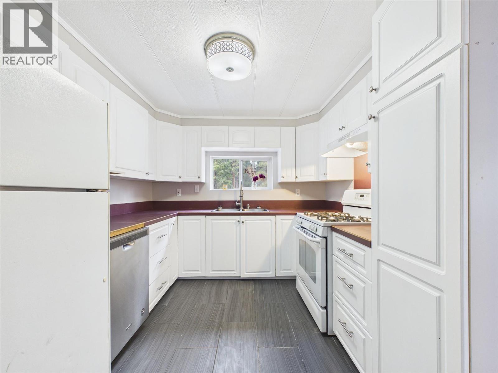 661 Mcbride Street W, Cranbrook, British Columbia  V1C 6T4 - Photo 13 - 10379178