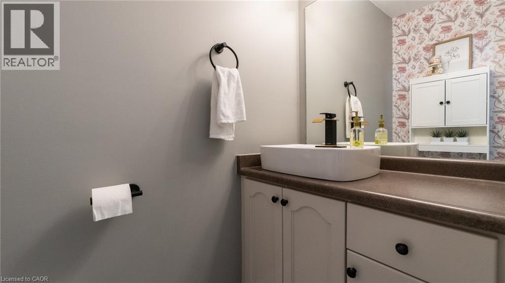 2062 Westmount Drive, Oakville, Ontario  L6M 3P2 - Photo 17 - 40811869