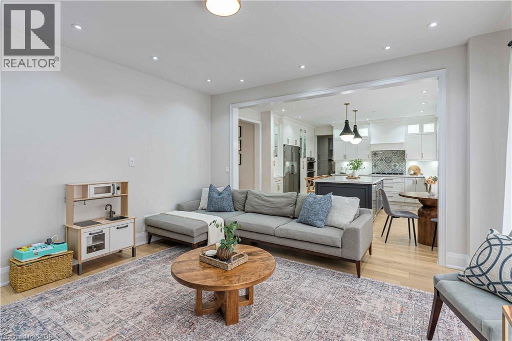 144 Bloomsbury Avenue, Brampton, Ontario  L6P 2X2 - Photo 17 - 40811769