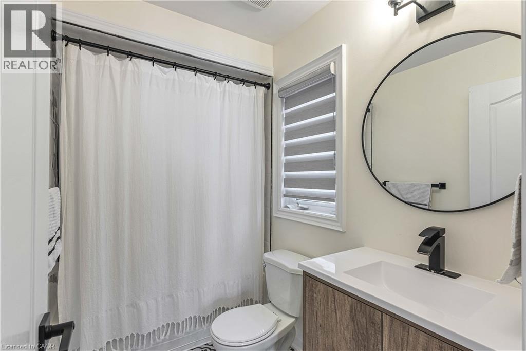 144 Bloomsbury Avenue, Brampton, Ontario  L6P 2X2 - Photo 31 - 40811769