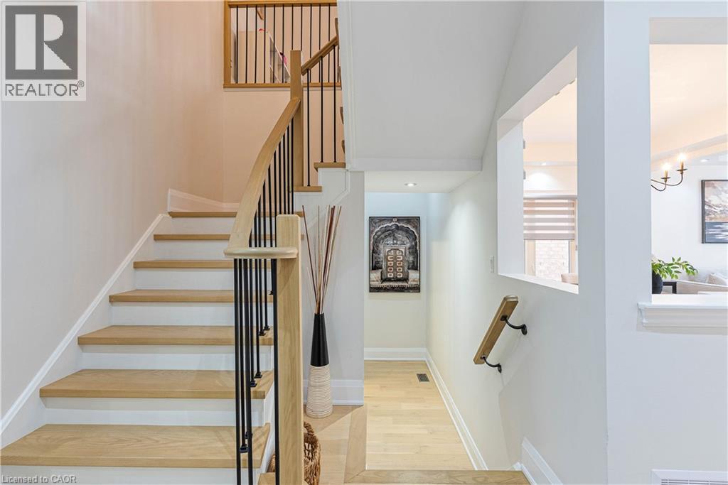 144 Bloomsbury Avenue, Brampton, Ontario  L6P 2X2 - Photo 7 - 40811769