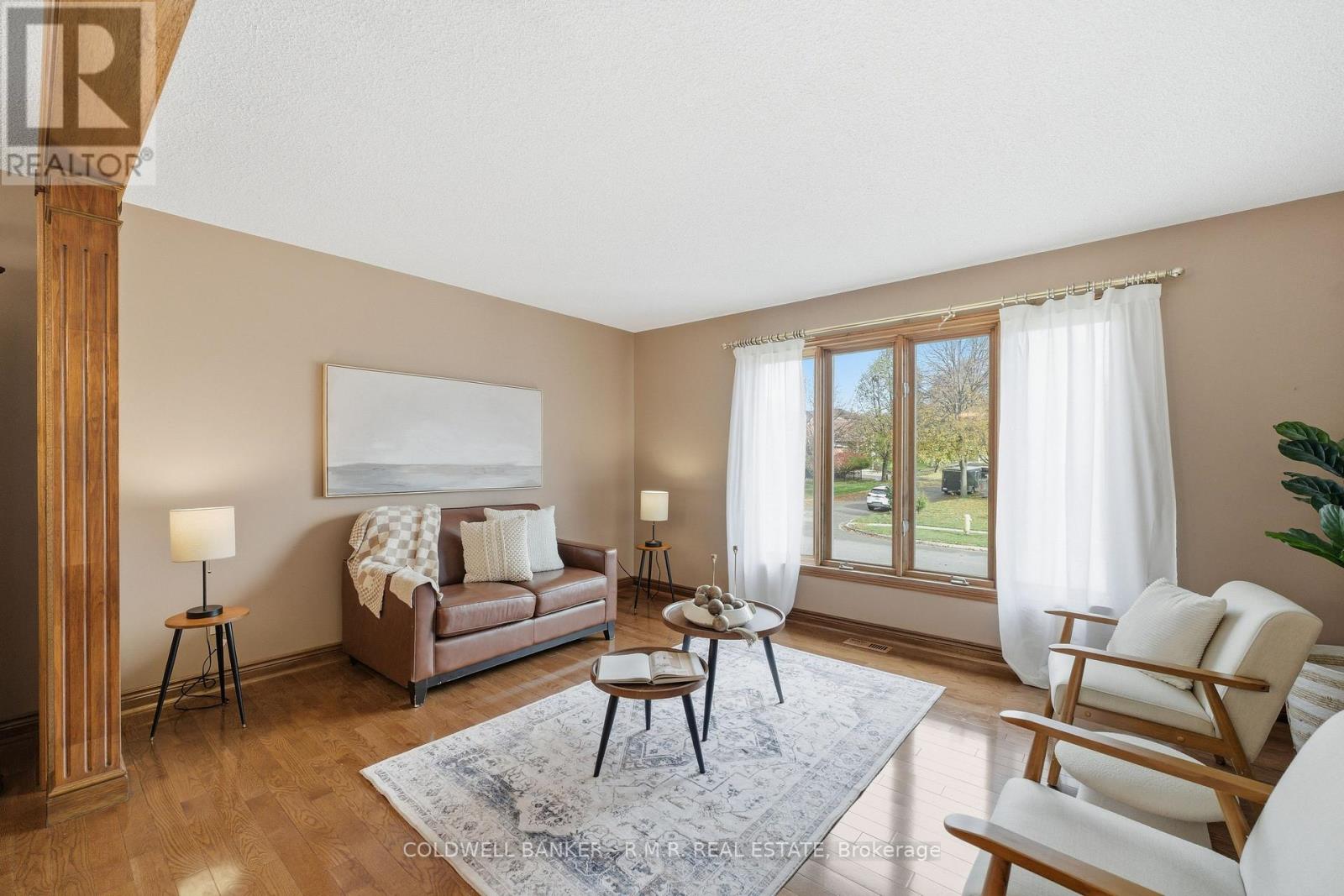 118 Waverly Street N, Oshawa (Mclaughlin), Ontario  L1J 8G5 - Photo 3 - E12877450