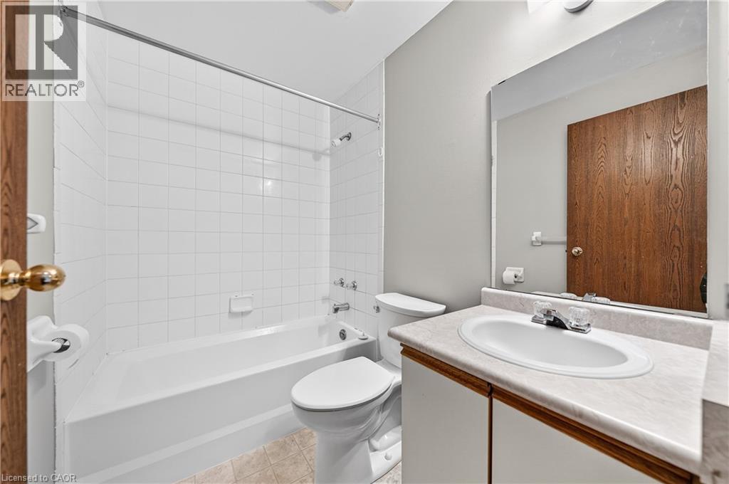 35 Green Valley Drive Unit# 1002, Kitchener, Ontario  N2P 2A5 - Photo 24 - 40807488