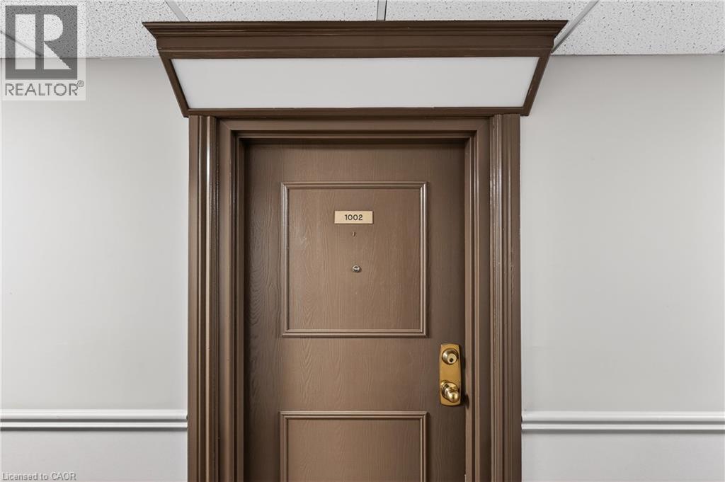 35 Green Valley Drive Unit# 1002, Kitchener, Ontario  N2P 2A5 - Photo 4 - 40807488