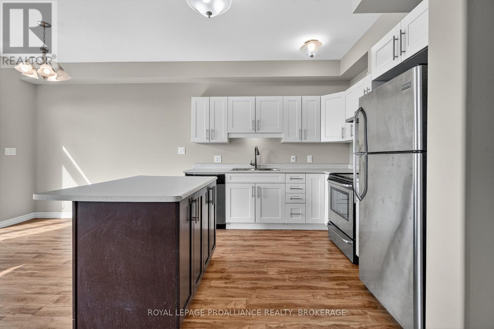 953 Blossom Street, Kingston (City Northwest), Ontario  K7P 0N2 - Photo 13 - X12877432