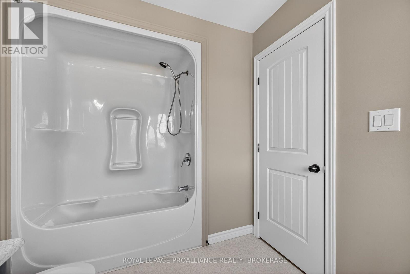 953 Blossom Street, Kingston (City Northwest), Ontario  K7P 0N2 - Photo 33 - X12877432