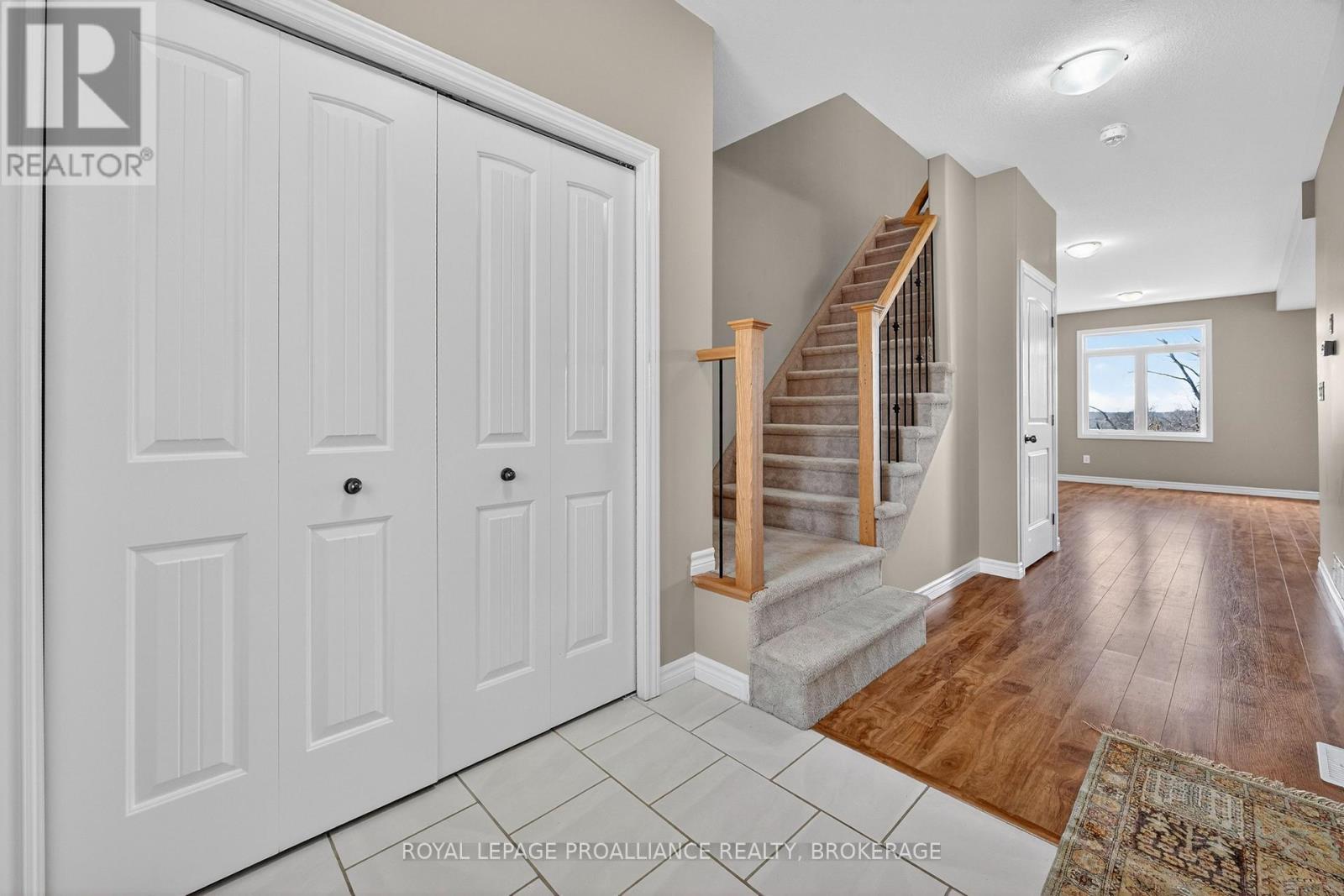 953 Blossom Street, Kingston (City Northwest), Ontario  K7P 0N2 - Photo 4 - X12877432