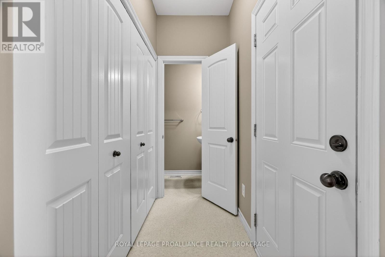 953 Blossom Street, Kingston (City Northwest), Ontario  K7P 0N2 - Photo 6 - X12877432