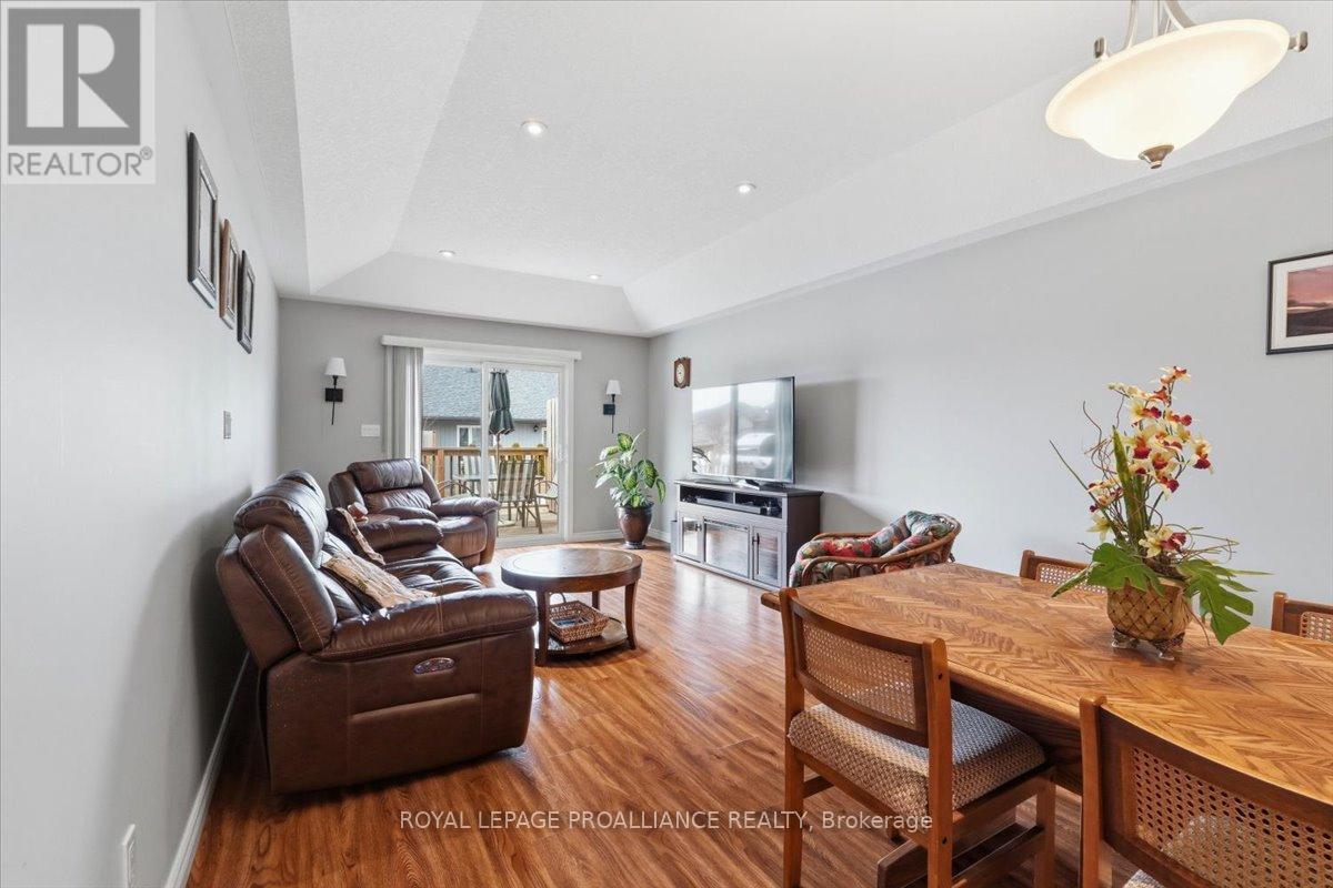 74 Conger Drive, Prince Edward County (Wellington), Ontario  K0K 3L0 - Photo 11 - X12877380