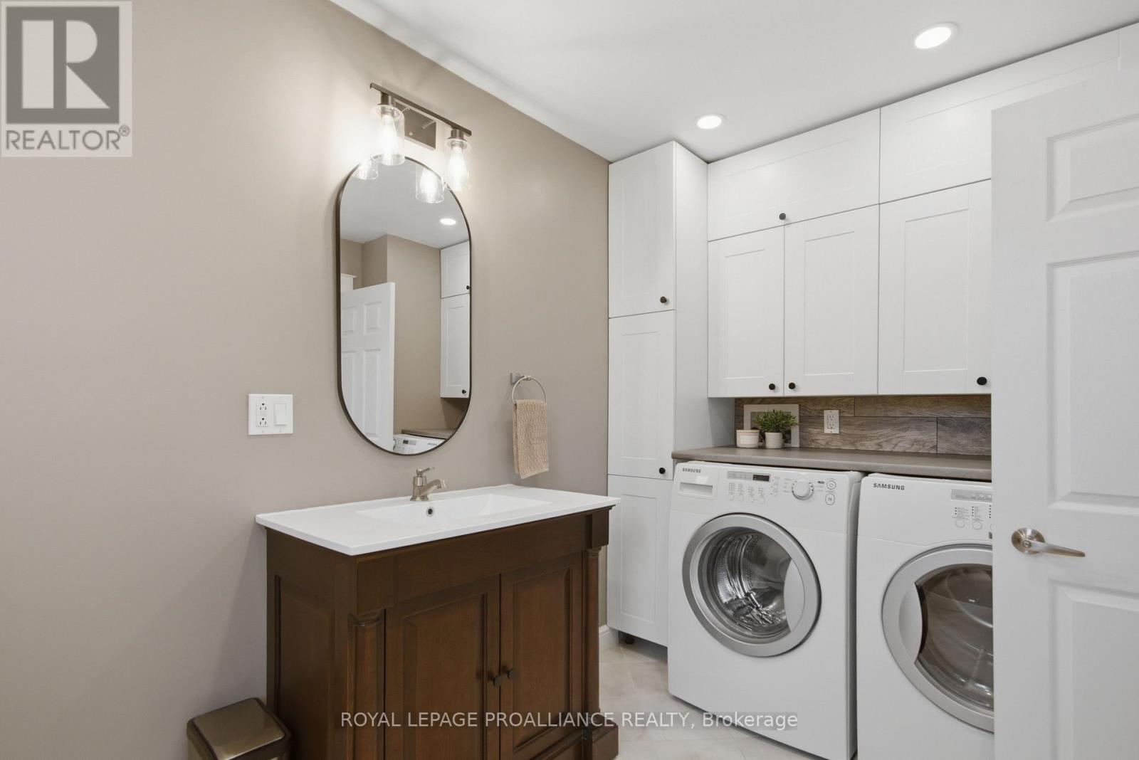 126 Salem Road, Prince Edward County (Ameliasburg Ward), Ontario  K0K 1A0 - Photo 21 - X12877400