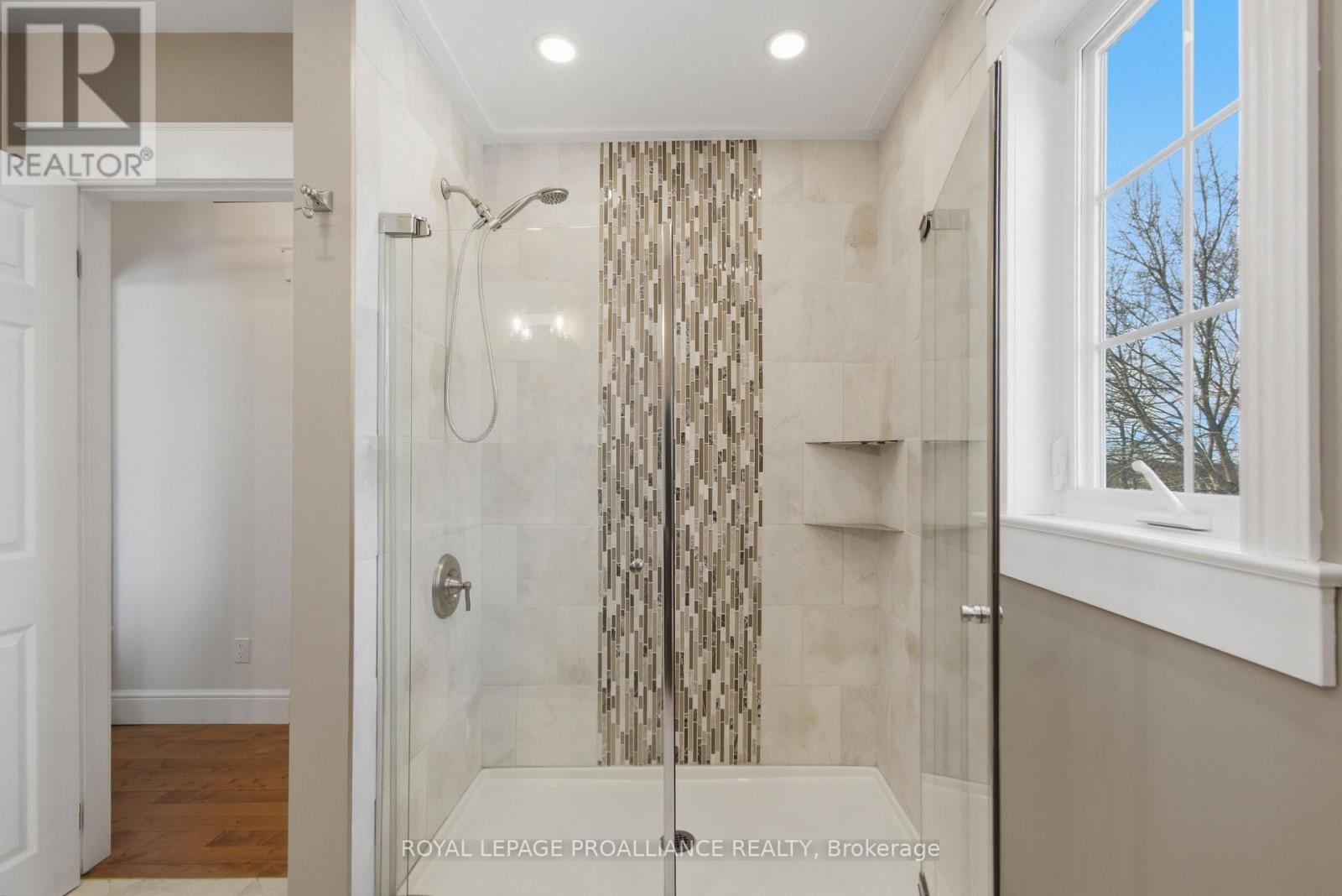 126 Salem Road, Prince Edward County (Ameliasburg Ward), Ontario  K0K 1A0 - Photo 22 - X12877400