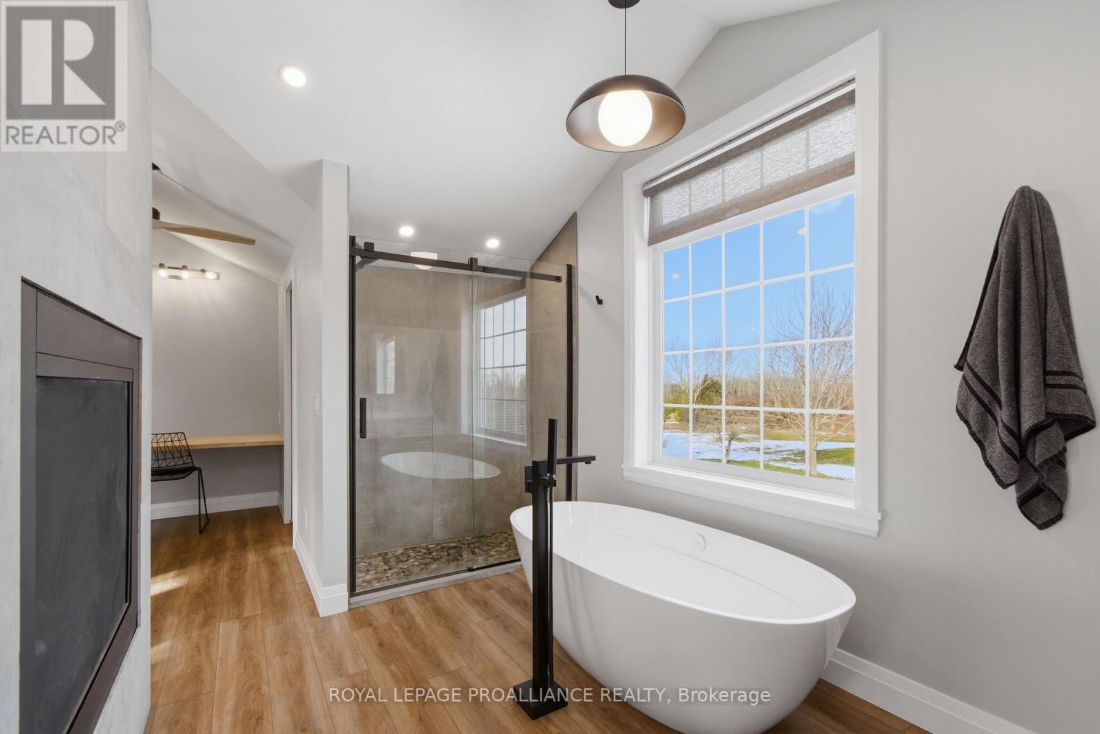 126 Salem Road, Prince Edward County (Ameliasburg Ward), Ontario  K0K 1A0 - Photo 27 - X12877400