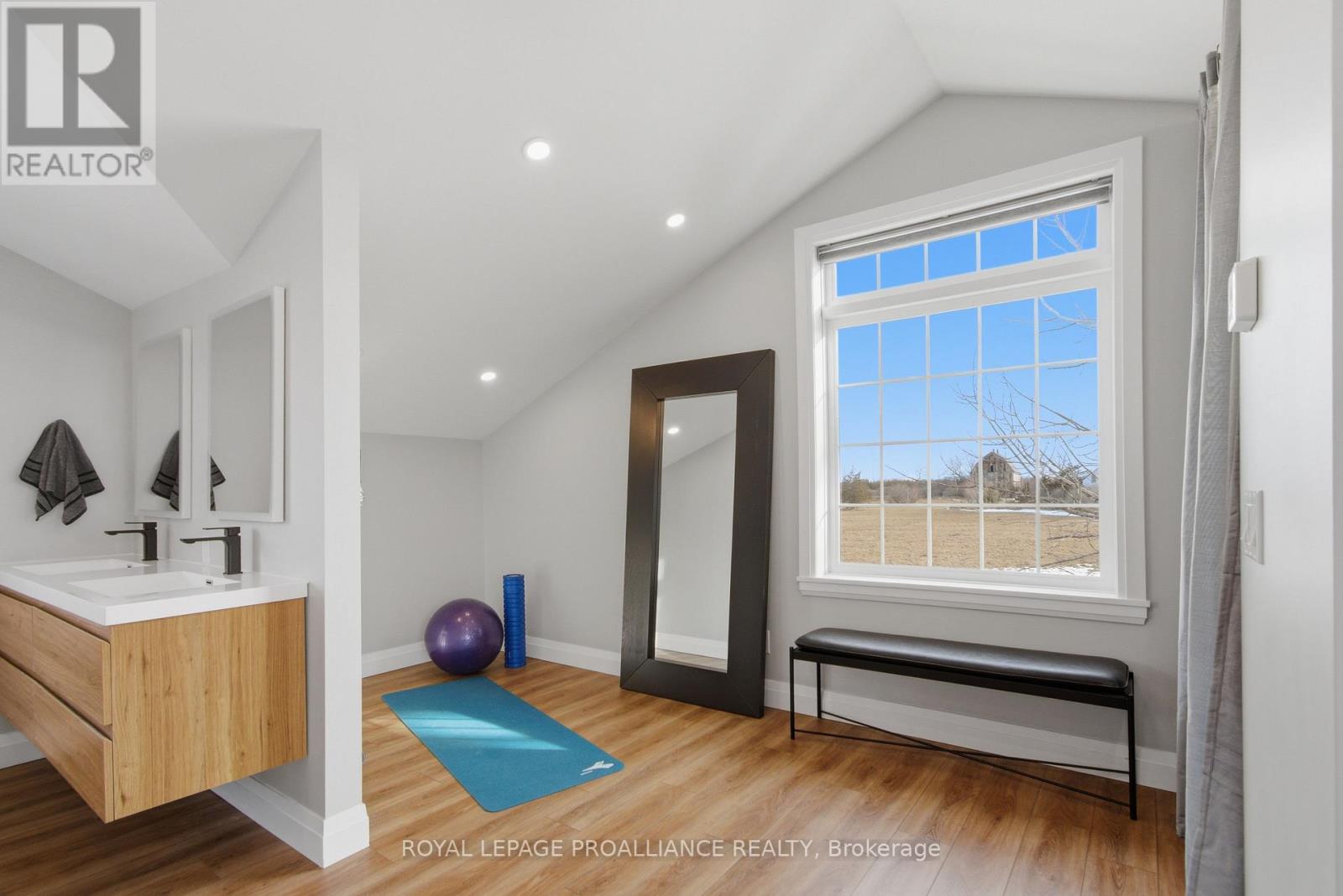 126 Salem Road, Prince Edward County (Ameliasburg Ward), Ontario  K0K 1A0 - Photo 28 - X12877400