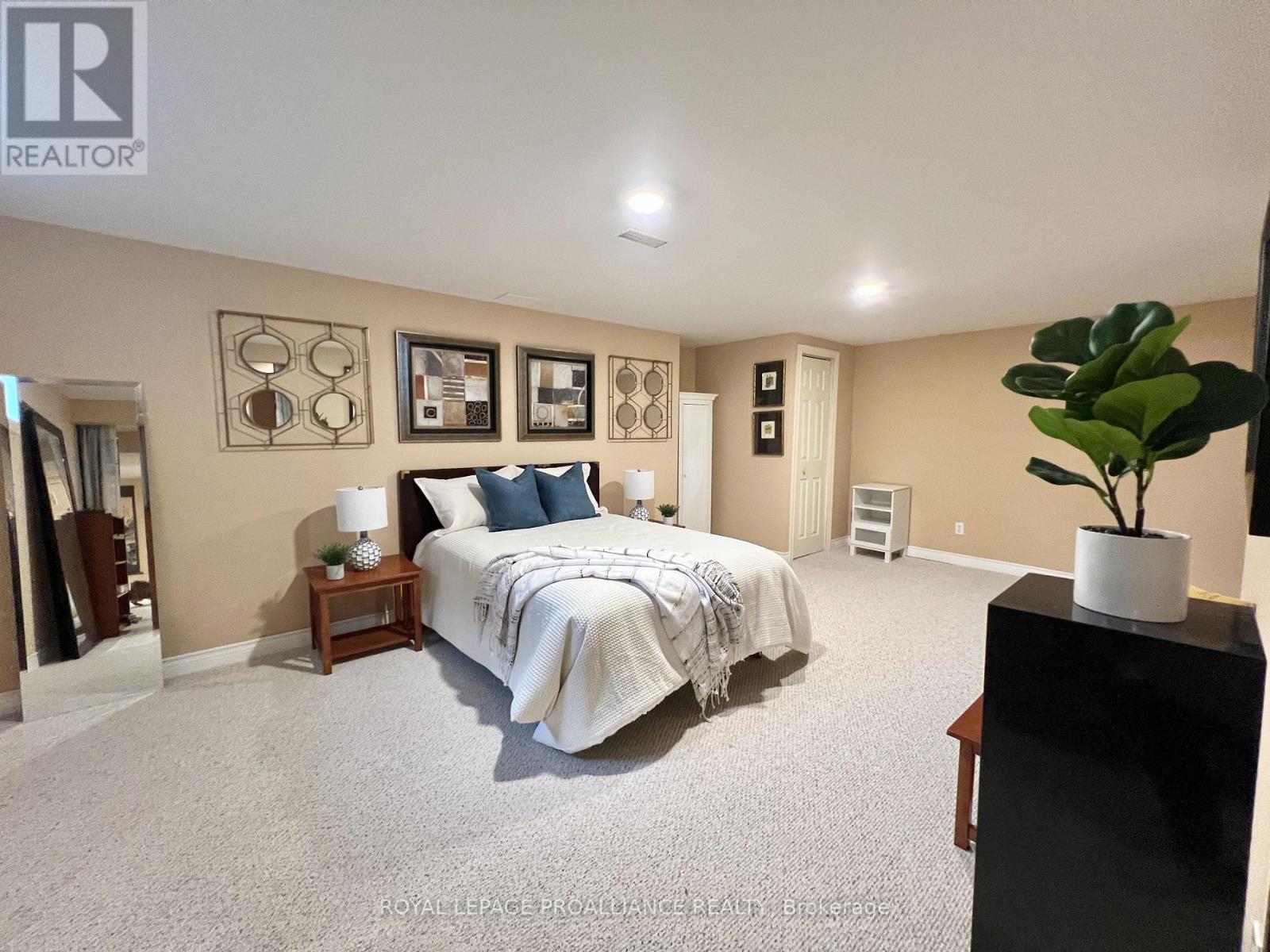 20 Georgian Court, Belleville (Belleville Ward), Ontario  K8N 5R3 - Photo 40 - X12877448