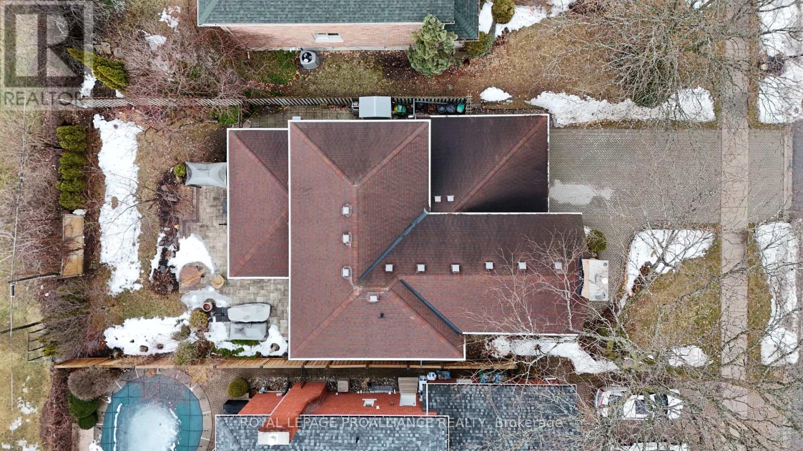 20 Georgian Court, Belleville (Belleville Ward), Ontario  K8N 5R3 - Photo 49 - X12877448