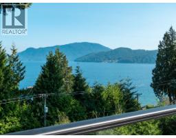 1832 NORTH ROAD, Gibsons, British Columbia