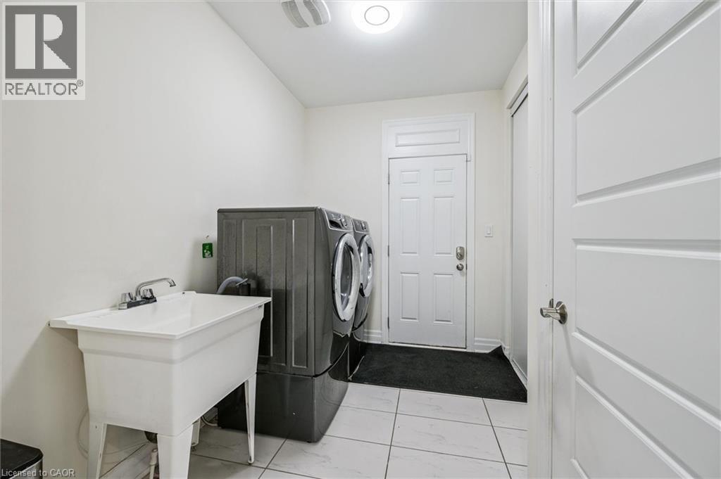 228 Ridge Road, Cambridge, Ontario  N2E 0C2 - Photo 17 - 40811406