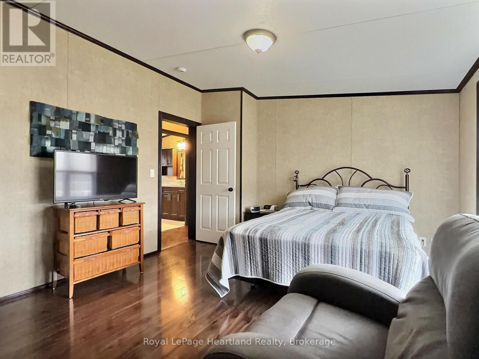 72167 Babylon Line, Bluewater, Ontario  N0M 2T0 - Photo 18 - X12877248