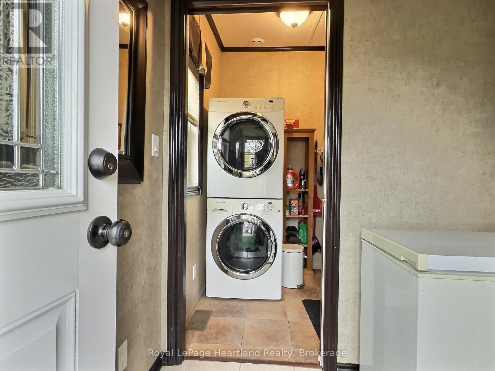 72167 Babylon Line, Bluewater, Ontario  N0M 2T0 - Photo 24 - X12877248