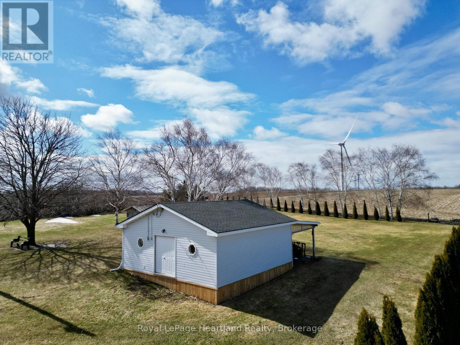 72167 Babylon Line, Bluewater, Ontario  N0M 2T0 - Photo 4 - X12877248