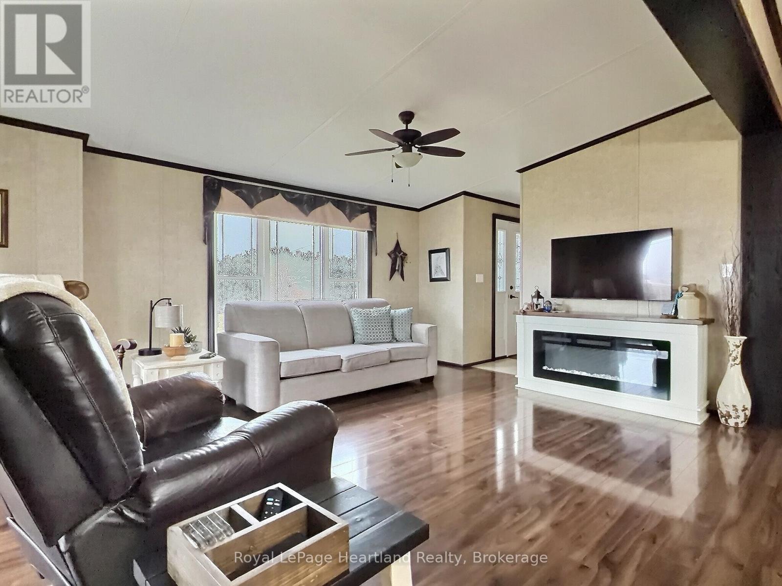 72167 Babylon Line, Bluewater, Ontario  N0M 2T0 - Photo 7 - X12877248