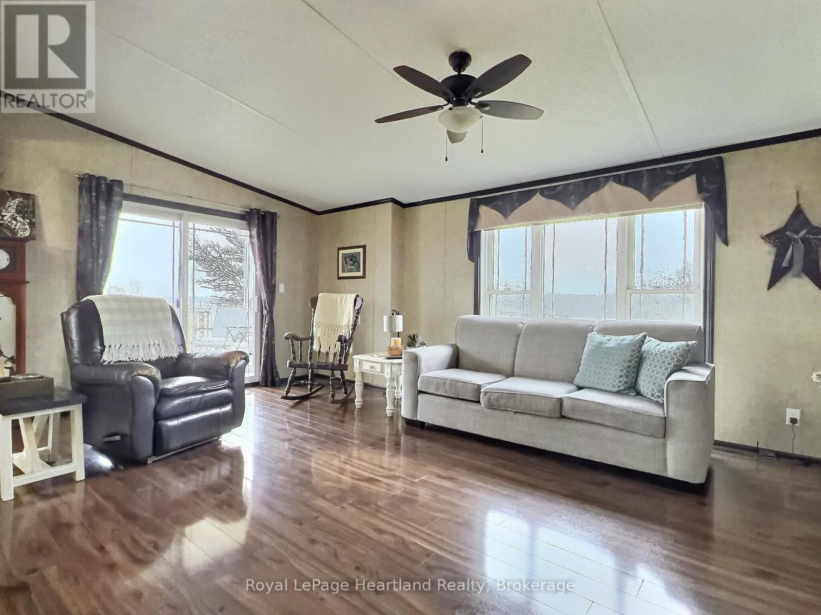 72167 Babylon Line, Bluewater, Ontario  N0M 2T0 - Photo 8 - X12877248