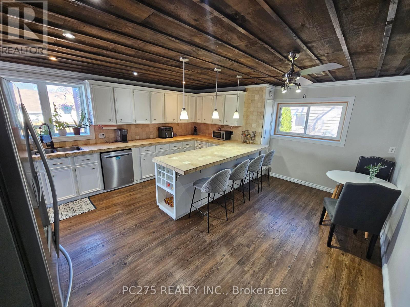 112 Essex Street, Sarnia, Ontario  N7T 4R7 - Photo 11 - X12877268