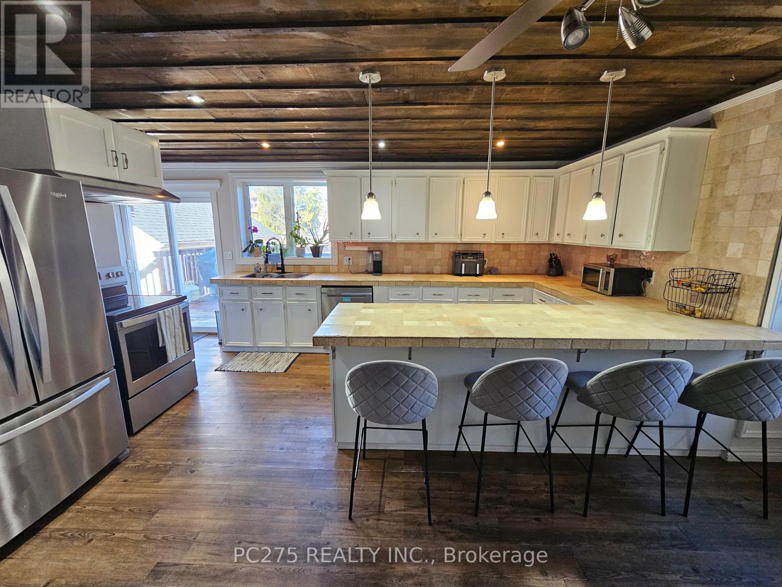 112 Essex Street, Sarnia, Ontario  N7T 4R7 - Photo 13 - X12877268