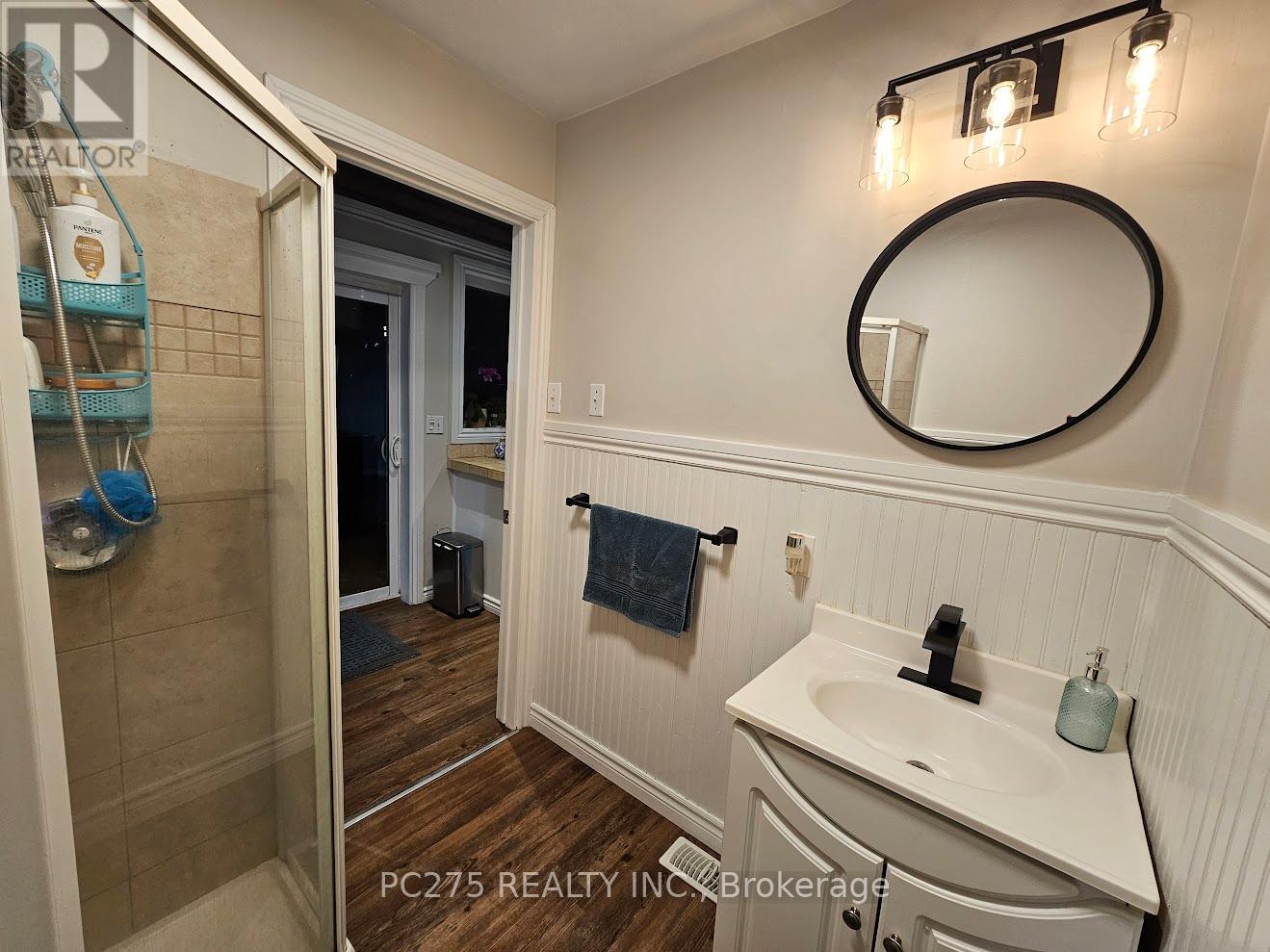 112 Essex Street, Sarnia, Ontario  N7T 4R7 - Photo 15 - X12877268