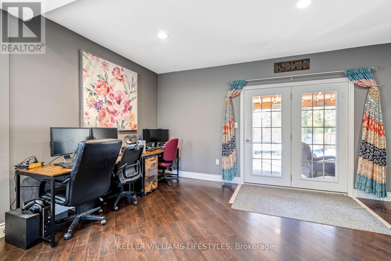 189 Church Street, North Middlesex (Ailsa Craig), Ontario  N0M 1A0 - Photo 23 - X12877340