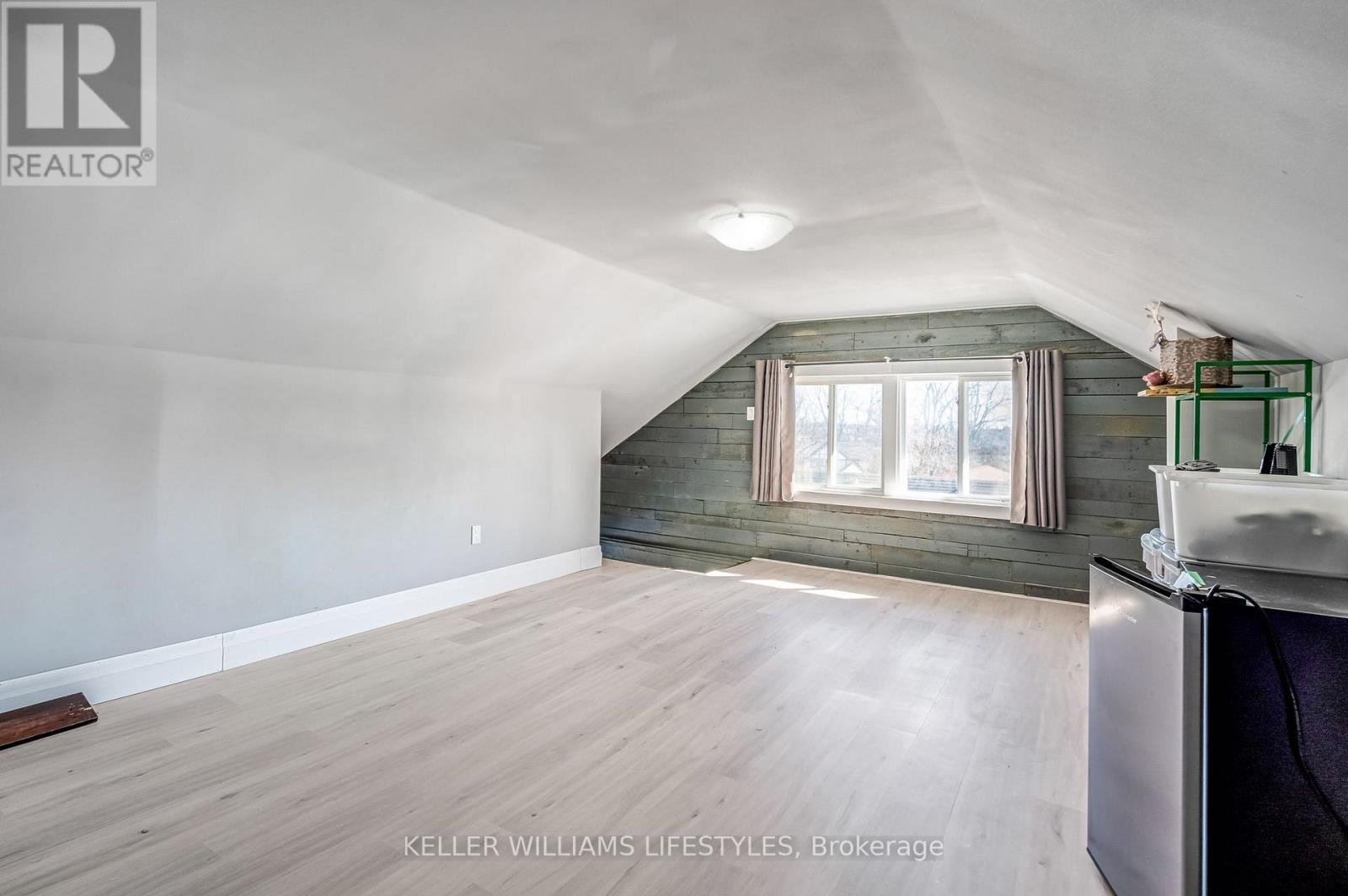 189 Church Street, North Middlesex (Ailsa Craig), Ontario  N0M 1A0 - Photo 40 - X12877340