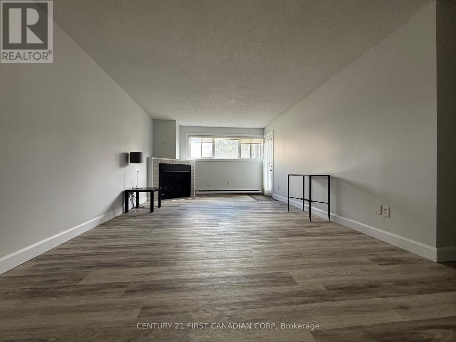 114 - 15 Jacksway Crescent, London North (North G), Ontario  N5X 3T8 - Photo 5 - X12877430