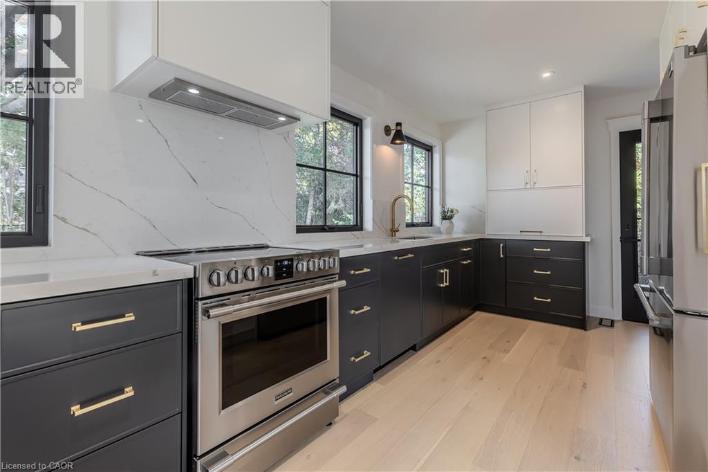 3029 Eva Drive, Burlington, Ontario  L7N 2K3 - Photo 4 - 40811546