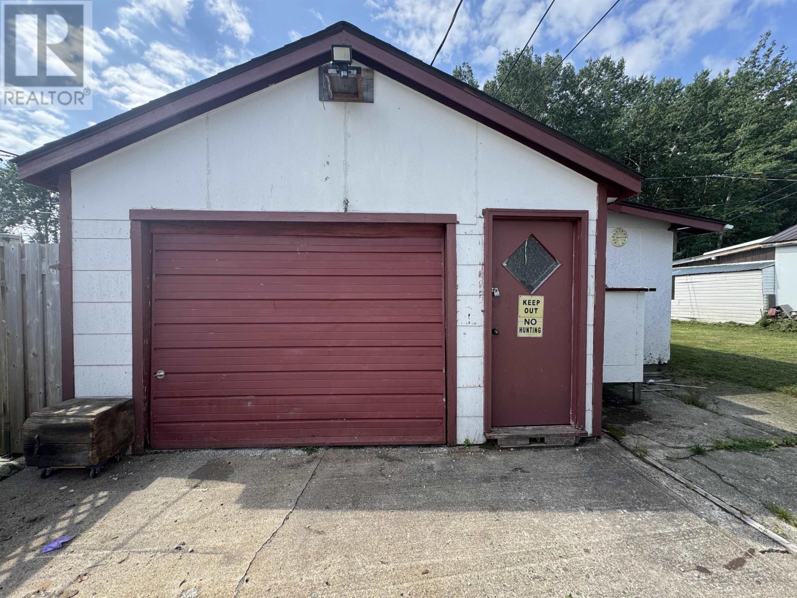 111 Warbler Dr, Manitouwadge, Ontario  P0T 2C0 - Photo 32 - TB2600242