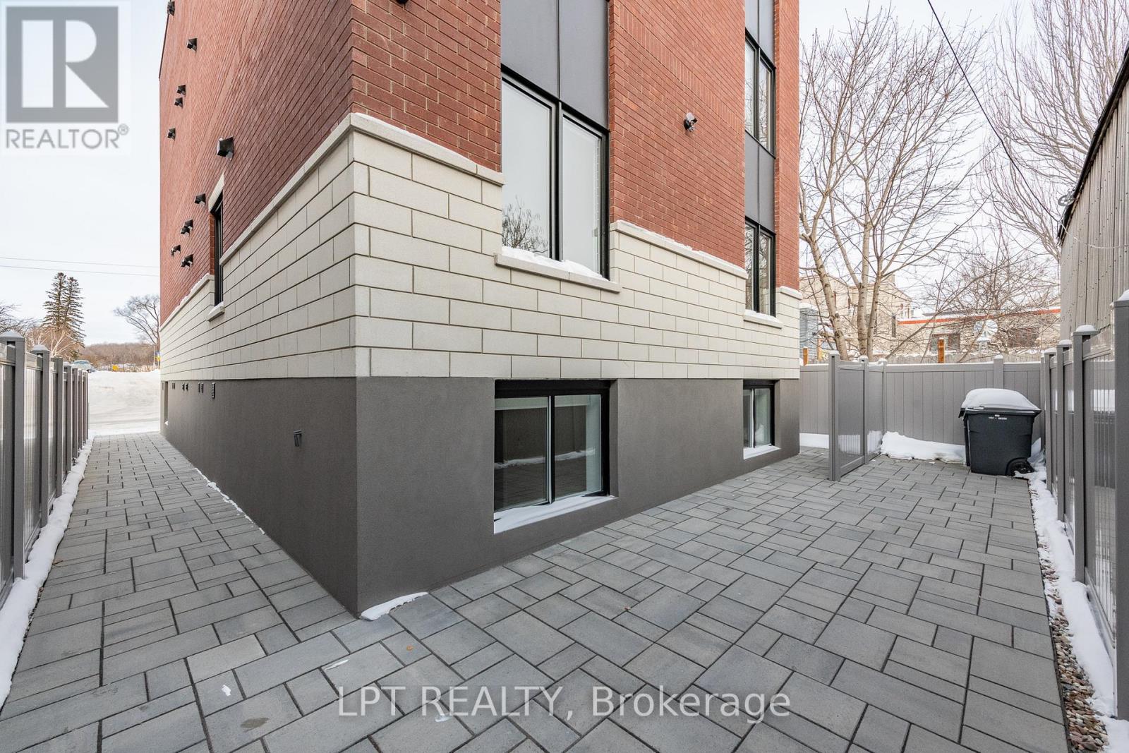 2 - 250 Shakespeare Street, Ottawa, Ontario  K1L 5M6 - Photo 20 - X12877256