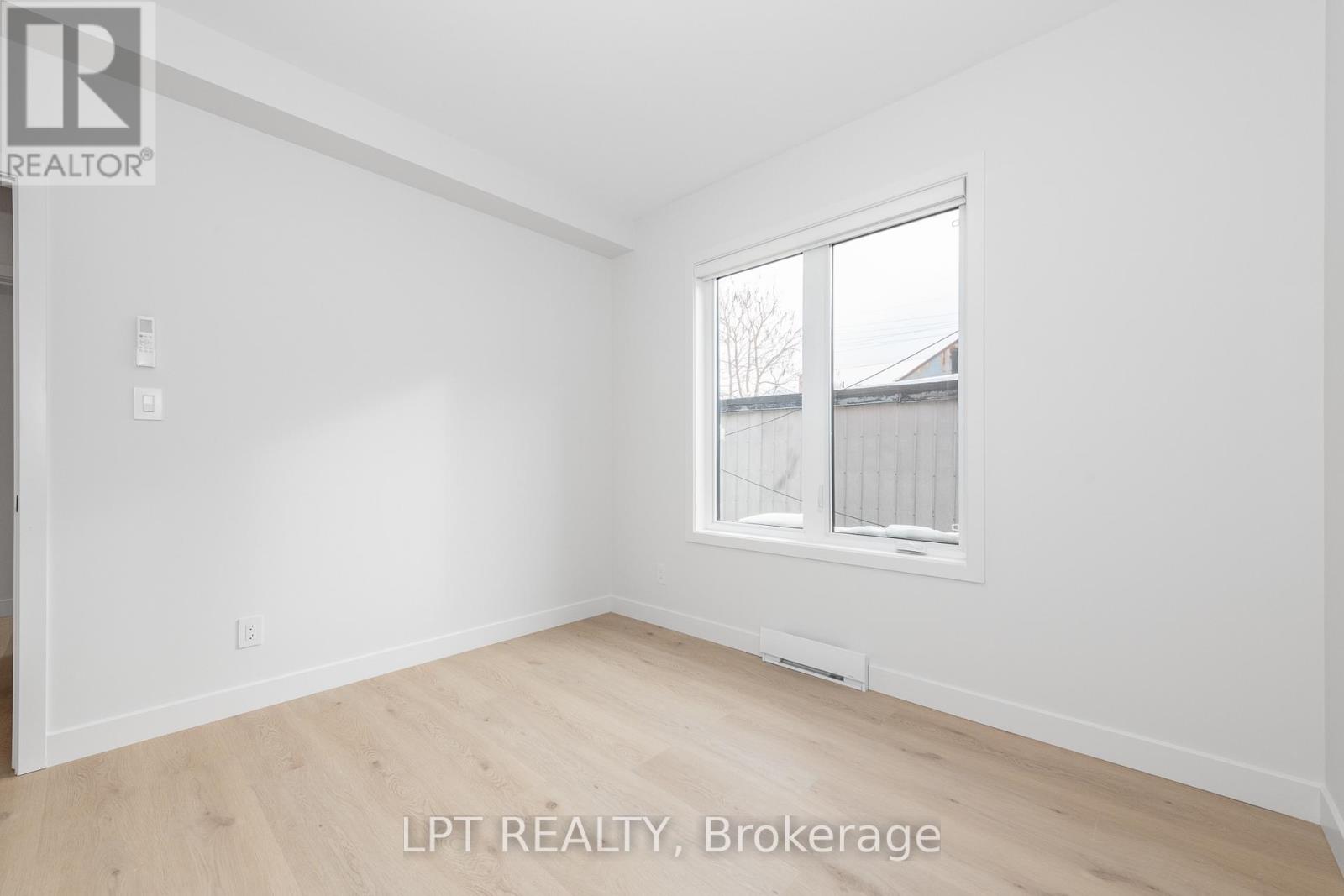 4 - 250 Shakespeare Street, Ottawa, Ontario  K1L 5M6 - Photo 16 - X12877264