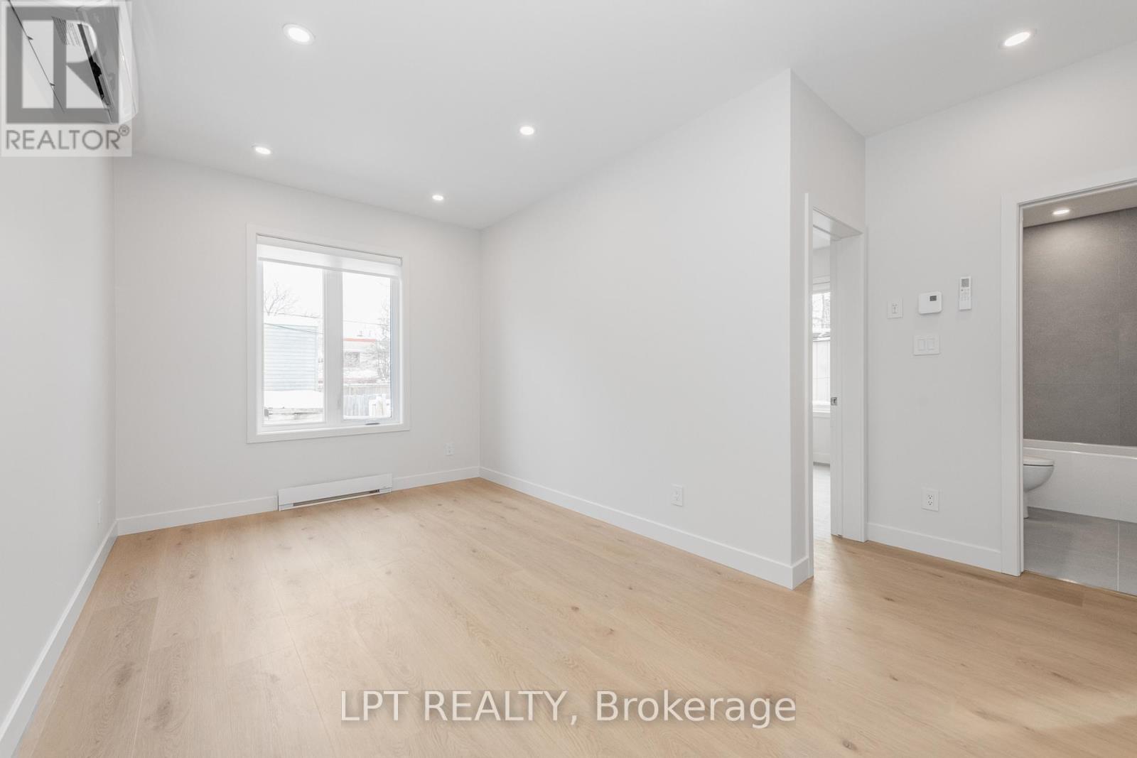 4 - 250 Shakespeare Street, Ottawa, Ontario  K1L 5M6 - Photo 8 - X12877264