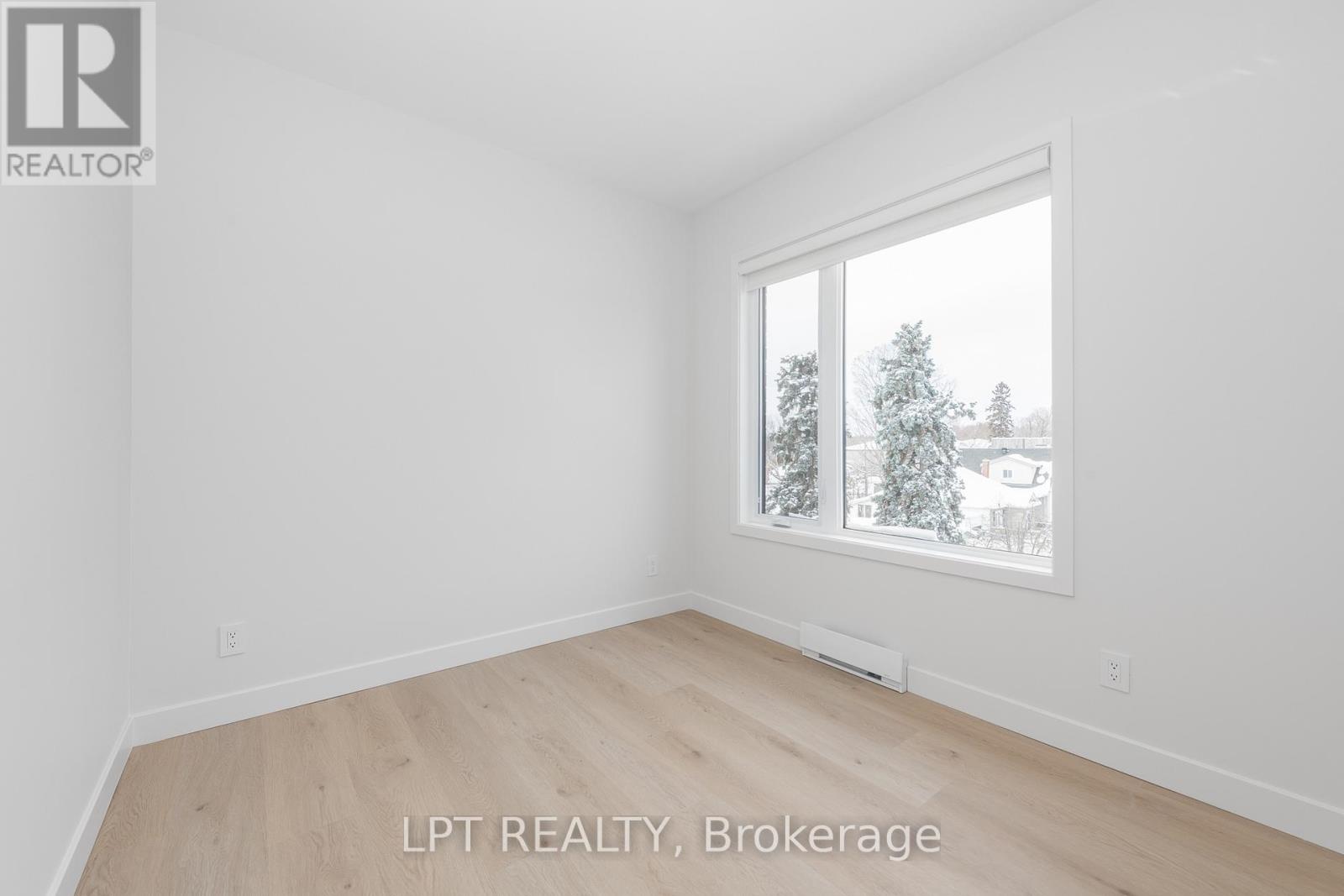 3 - 250 Shakespeare Street, Ottawa, Ontario  K1L 5M6 - Photo 11 - X12877266
