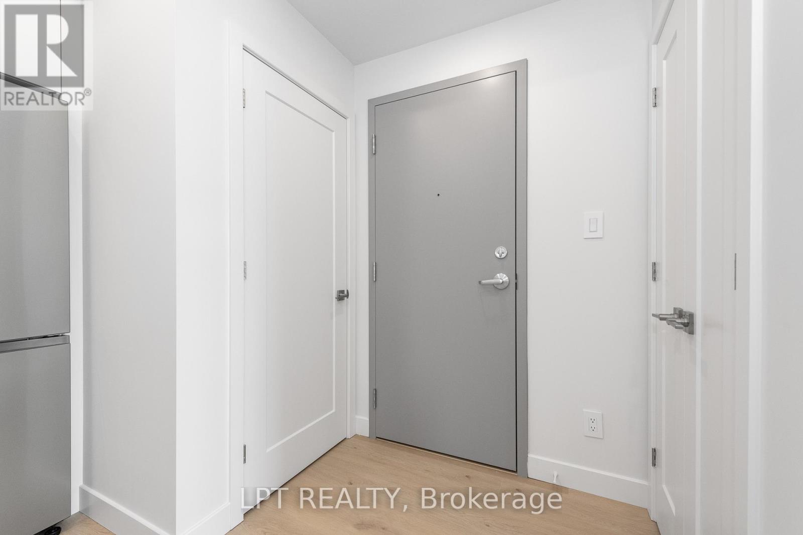 3 - 250 Shakespeare Street, Ottawa, Ontario  K1L 5M6 - Photo 15 - X12877266