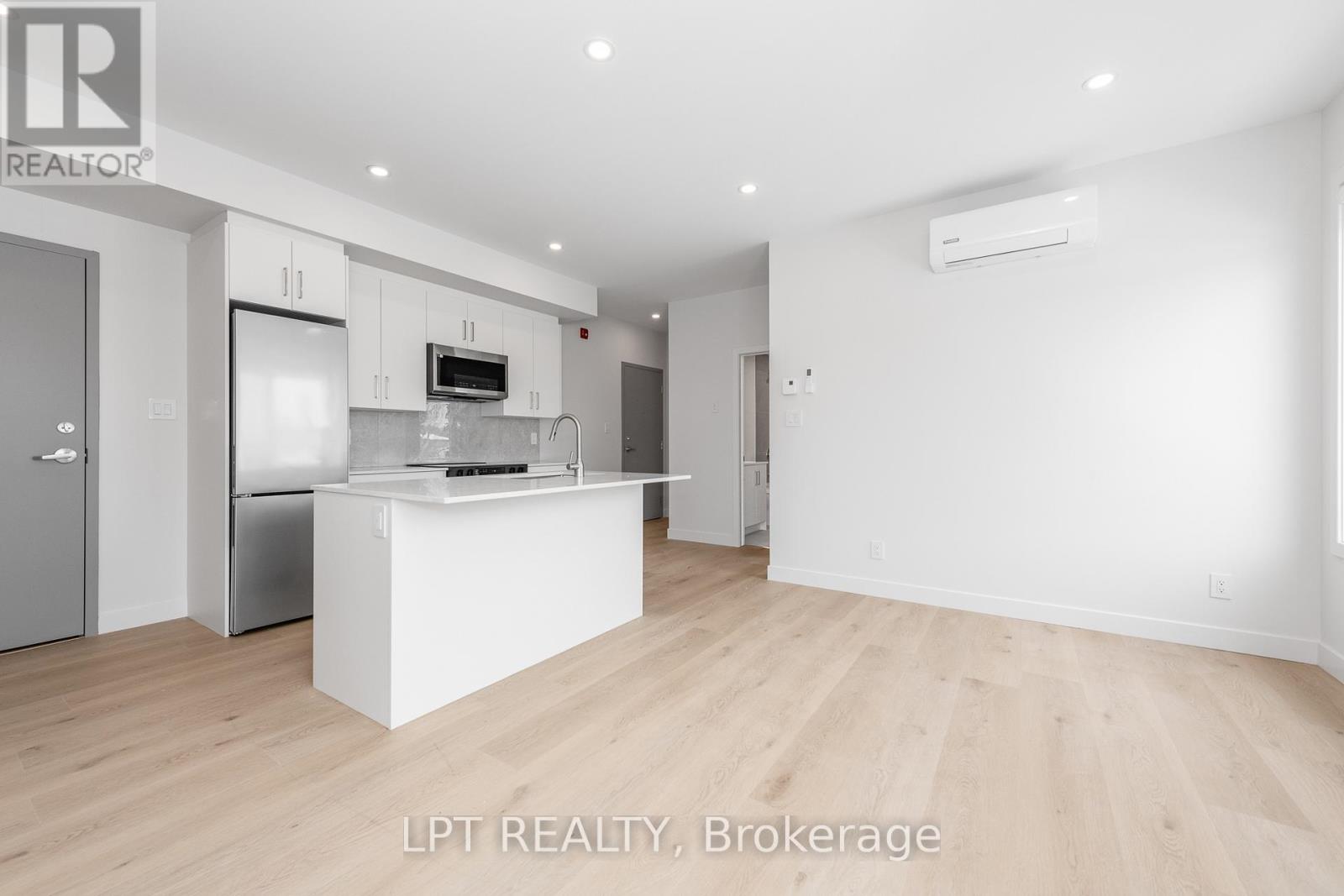 3 - 250 Shakespeare Street, Ottawa, Ontario  K1L 5M6 - Photo 6 - X12877266