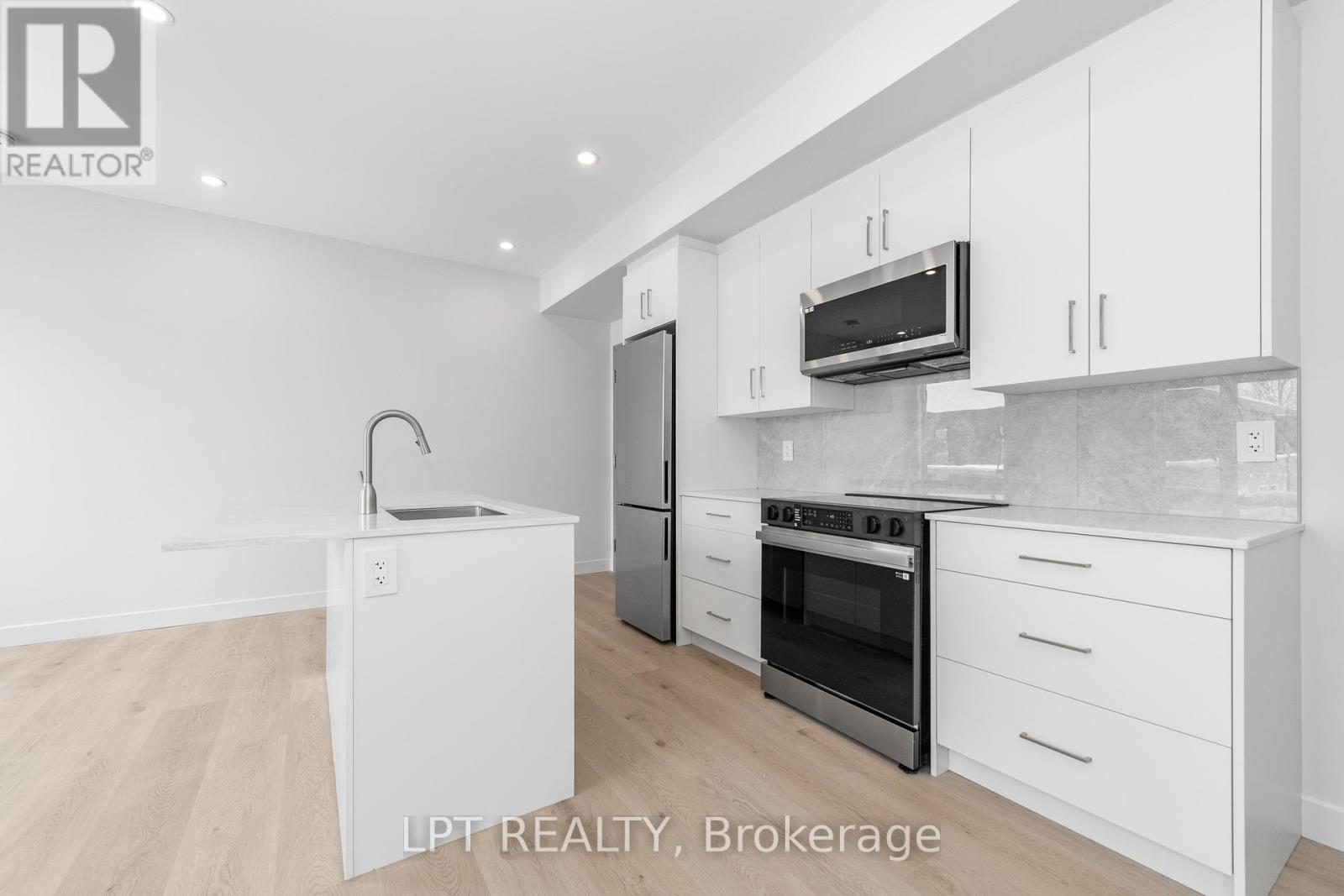 3 - 250 Shakespeare Street, Ottawa, Ontario  K1L 5M6 - Photo 8 - X12877266