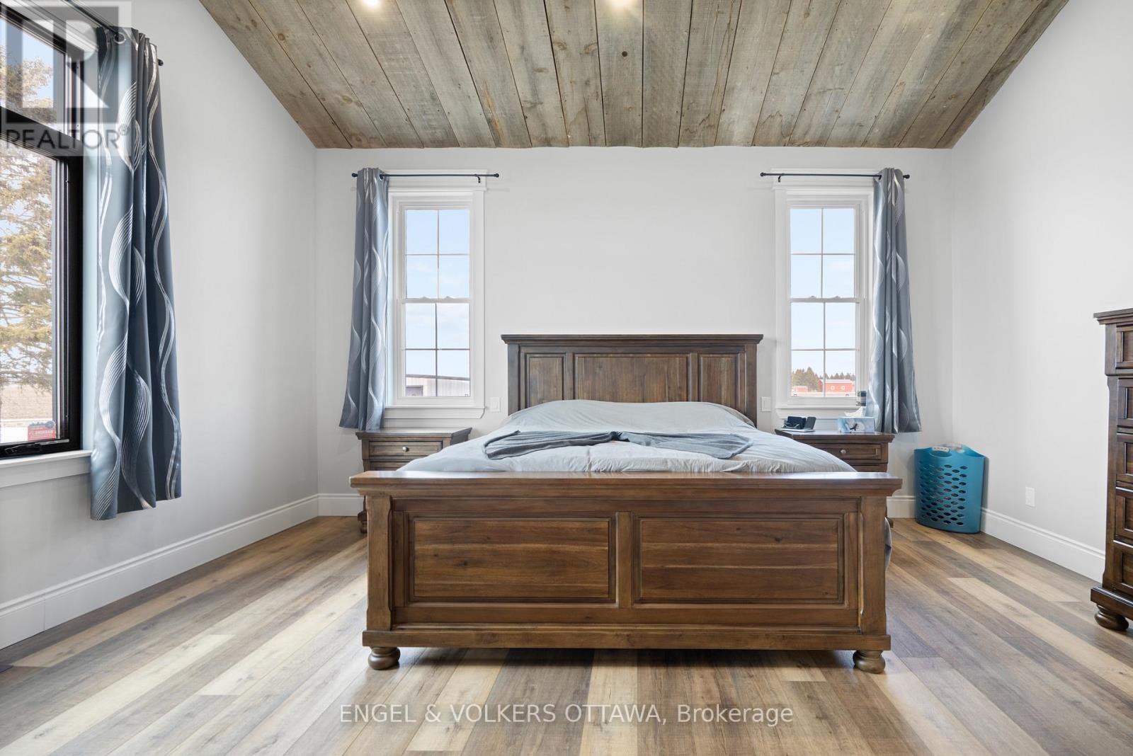 12099 County 38 Road, North Dundas, Ontario  K0C 2K0 - Photo 17 - X12877322