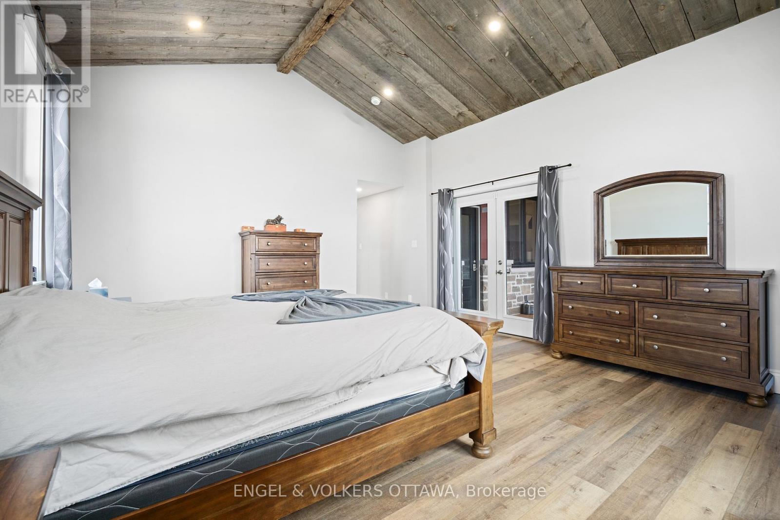 12099 County 38 Road, North Dundas, Ontario  K0C 2K0 - Photo 18 - X12877322