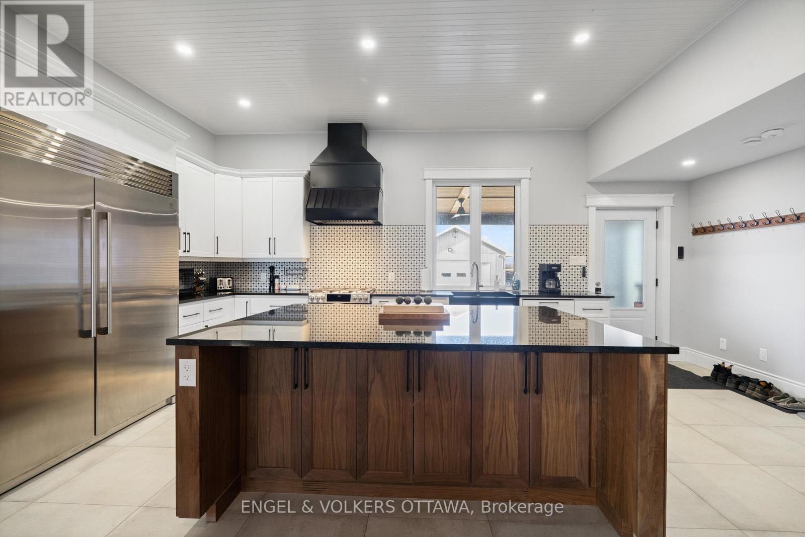 12099 County 38 Road, North Dundas, Ontario  K0C 2K0 - Photo 5 - X12877322