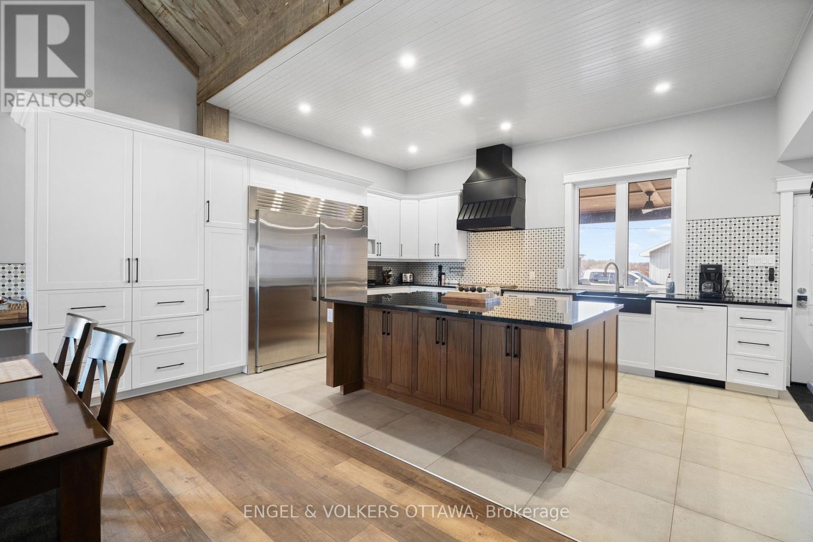 12099 County 38 Road, North Dundas, Ontario  K0C 2K0 - Photo 6 - X12877322