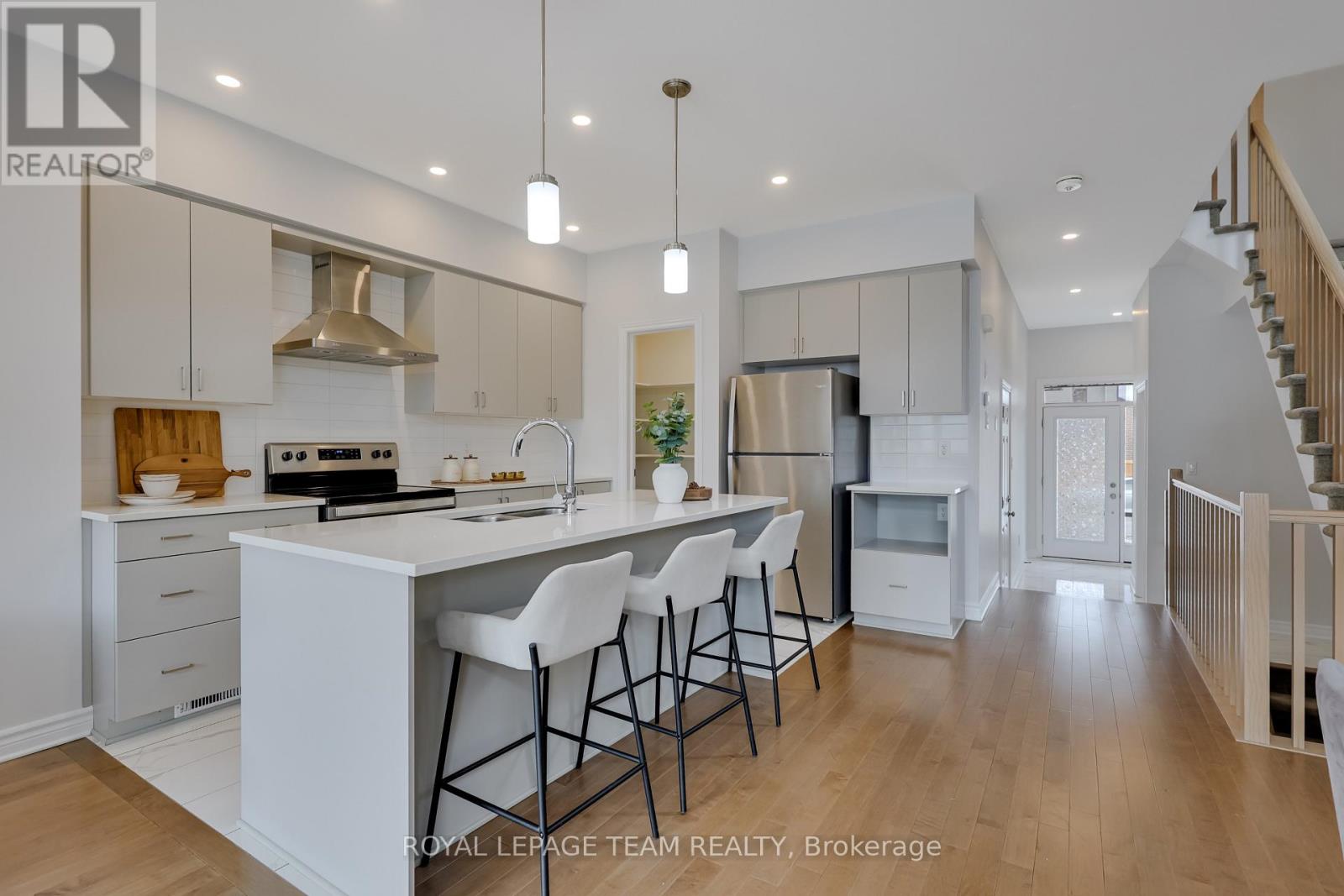 840 Clapham Terrace, Ottawa, Ontario  K2S 2N8 - Photo 10 - X12877342